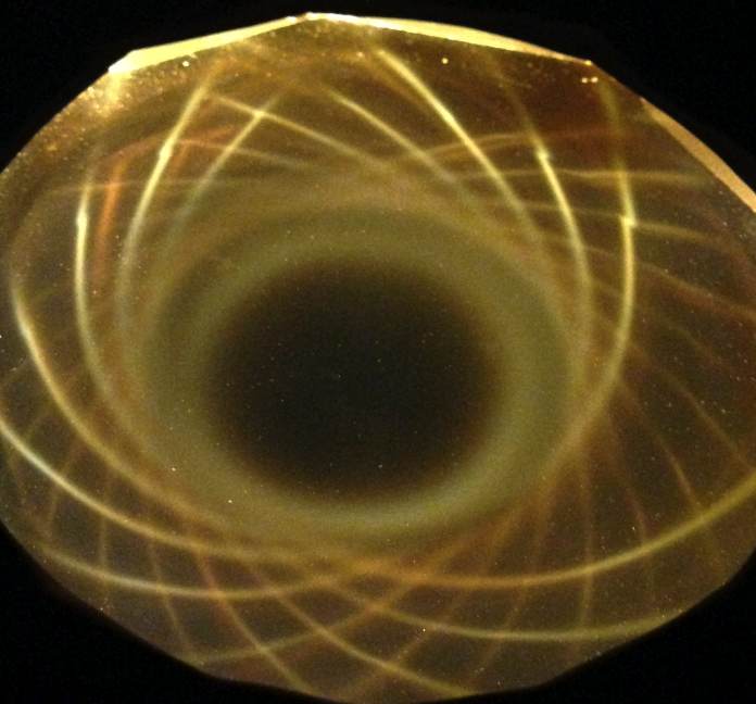 Below: Cylinder magnets. Notice image on the left where the centrifugal and centripetal ‘cross’ there are bright light spots at this point, this is a mid-point intersection between inverse polarity magnetic radiations at