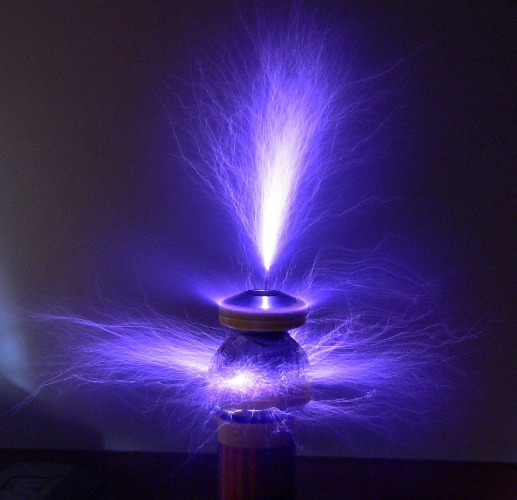 Below: Dielectric radiant discharge