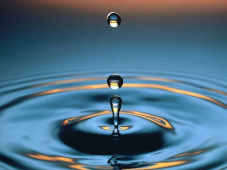 BELOW: The “drop” analogy of light and the “electromagnetic spectrum”. Radial light energy transference begins with the dielectric pulse, which in discharge creates a magnetic pulse, in combination both the dielectric an